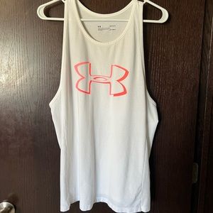 Under Armour Woman’s white tank